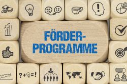 © magele-picture - stock.adobe.com Foto: Schriftzug Förderprogramm
